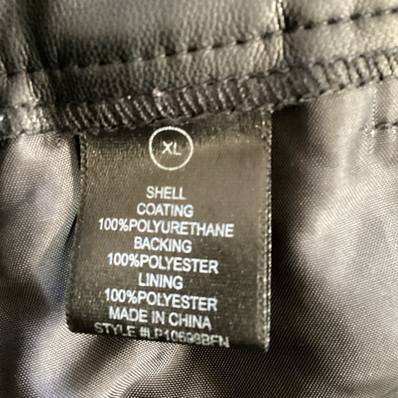 FashionNova City Is Mine Faux Leather Cargo Pant - Black XL - Picture 8 of 8